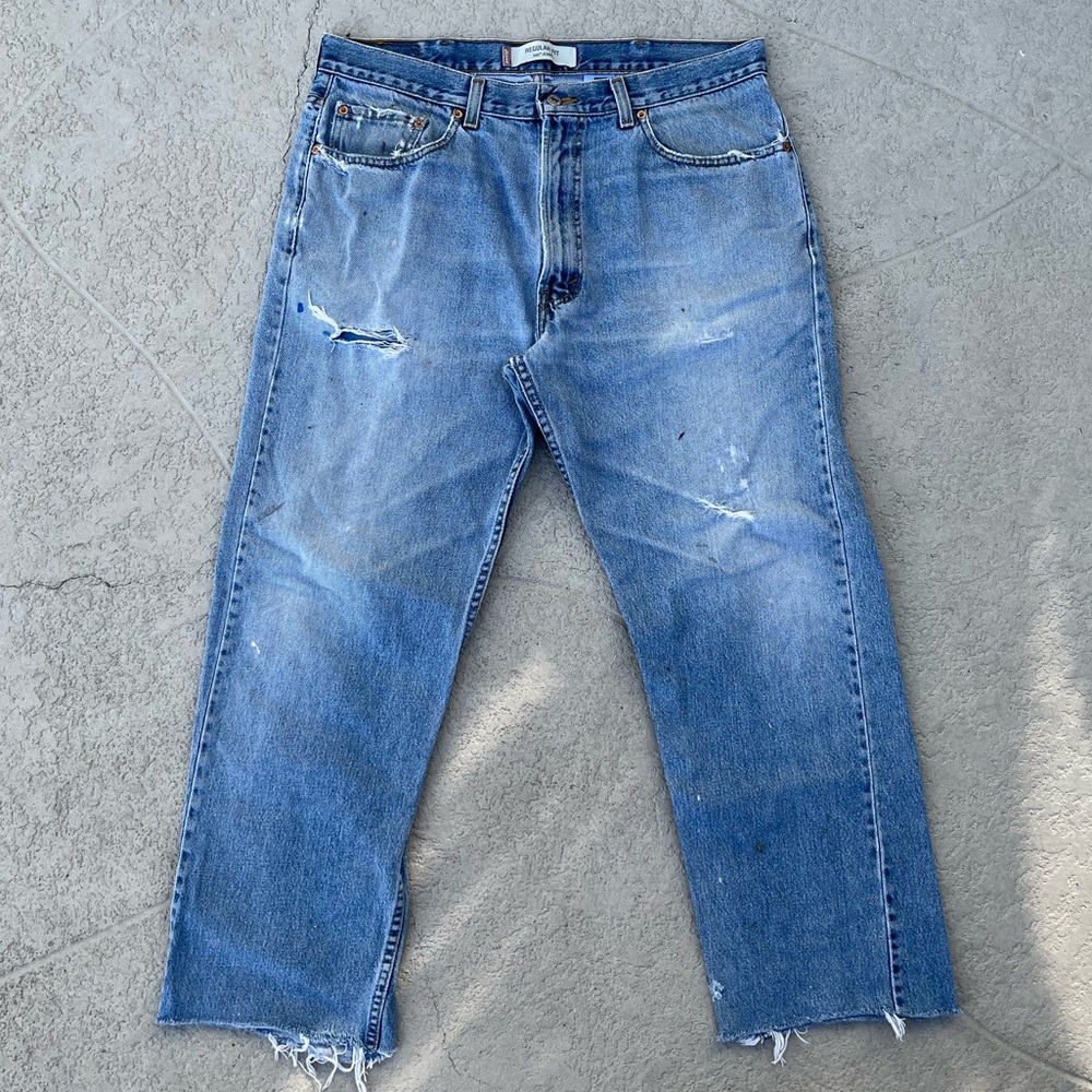 Levi’s Regular fit 505 Distressed Jeans